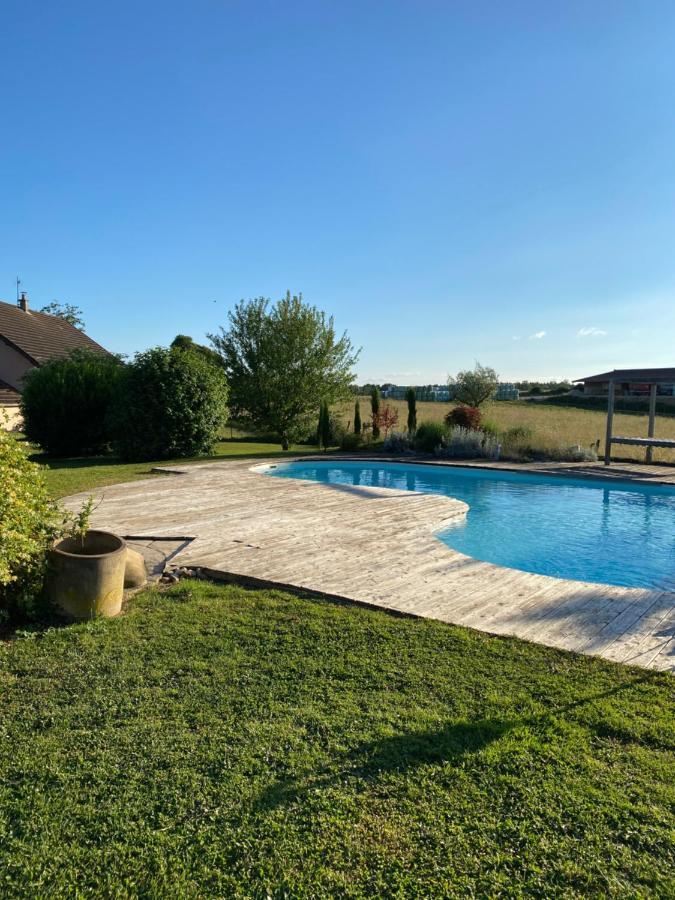 Agreable Chambre D'Hote Calme Avec Piscine Souvans Zewnętrze zdjęcie