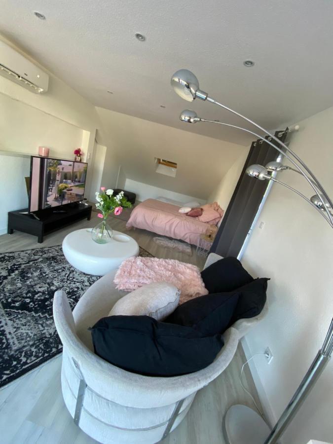Agreable Chambre D'Hote Calme Avec Piscine Souvans Zewnętrze zdjęcie